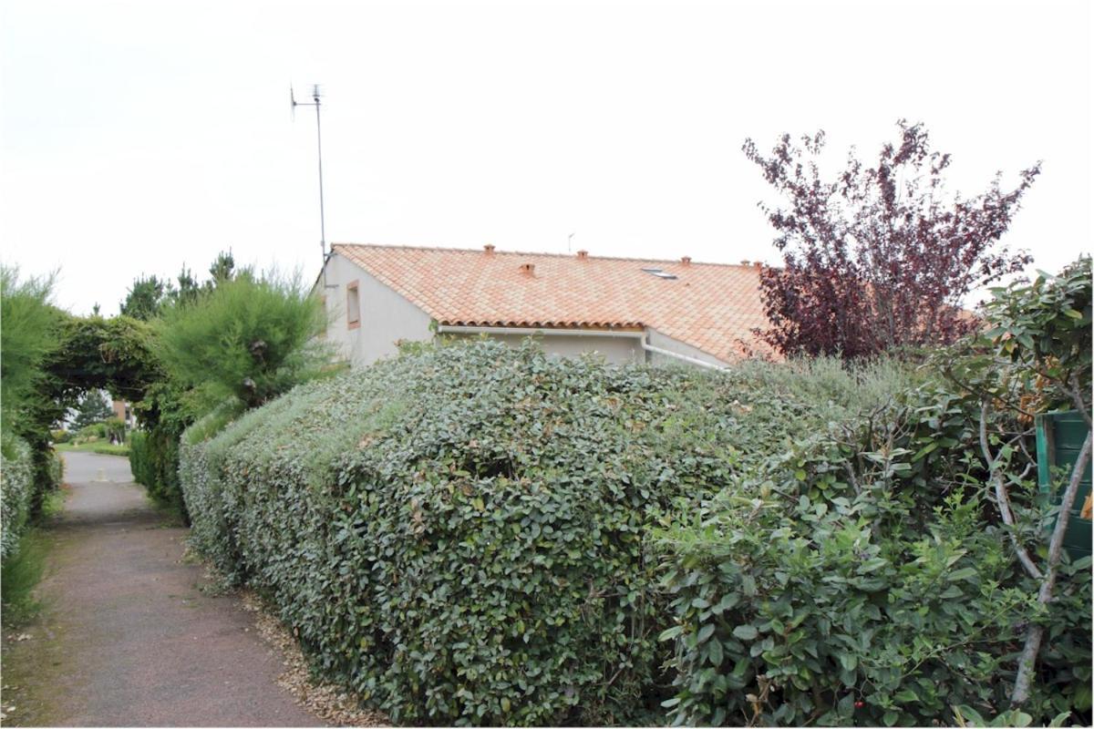 Petite maison dans résidence avec piscine proche plage et centre ville à pied Pornic Esterno foto